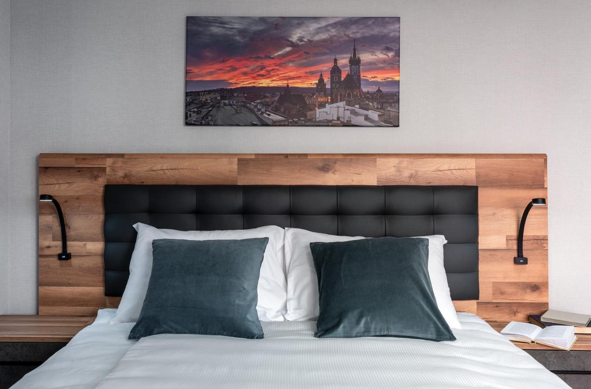 Iron Apartments Красков Екстериор снимка
